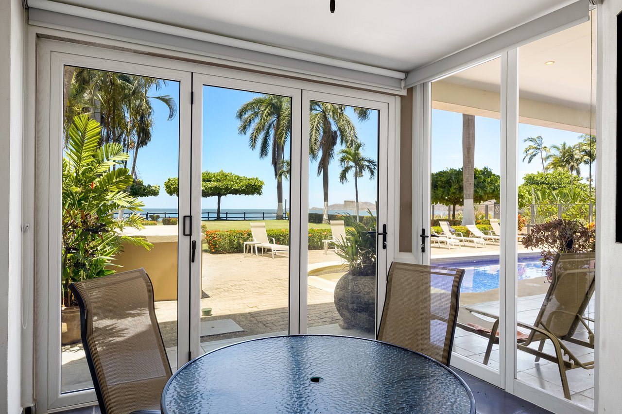 Beachfront El Destino #1A