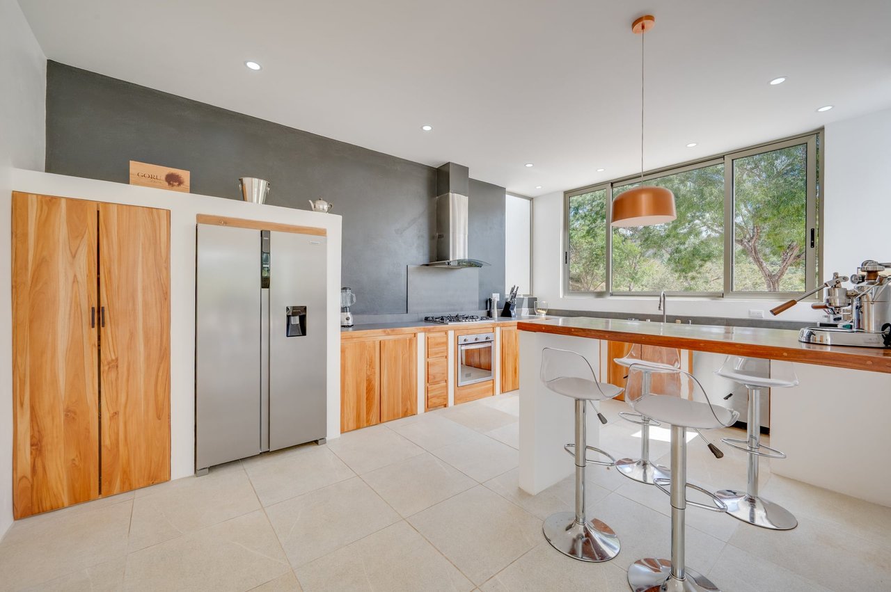 Finca Hermosa | Modern 3BR Luxury Villa with Infinity Pool in Exclusive Finca Panama Community