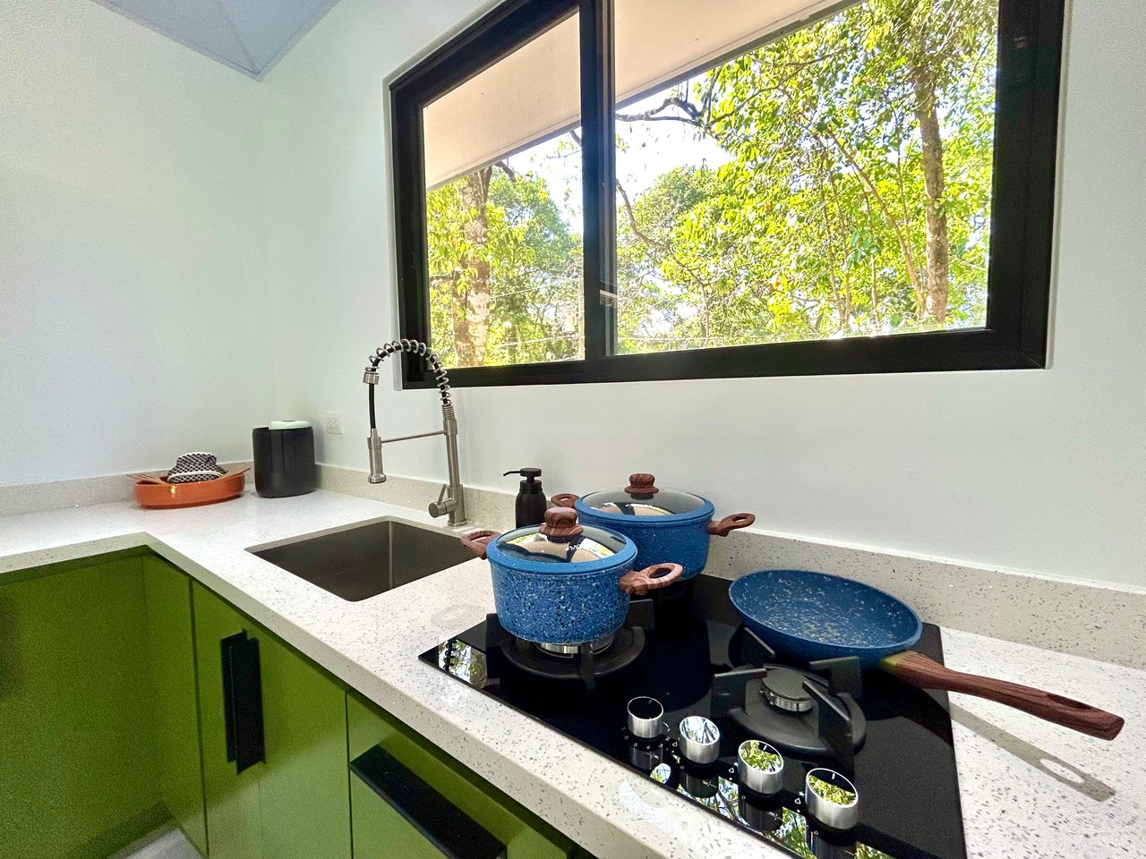 Brand-New 2BR/2BT in Playa Hermosa – 5 Minutes to the Beach | Priced to Sell