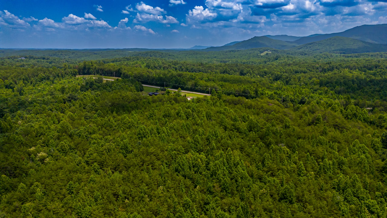 Large 100+ acre property in Western North Carolina near Morganton NC.