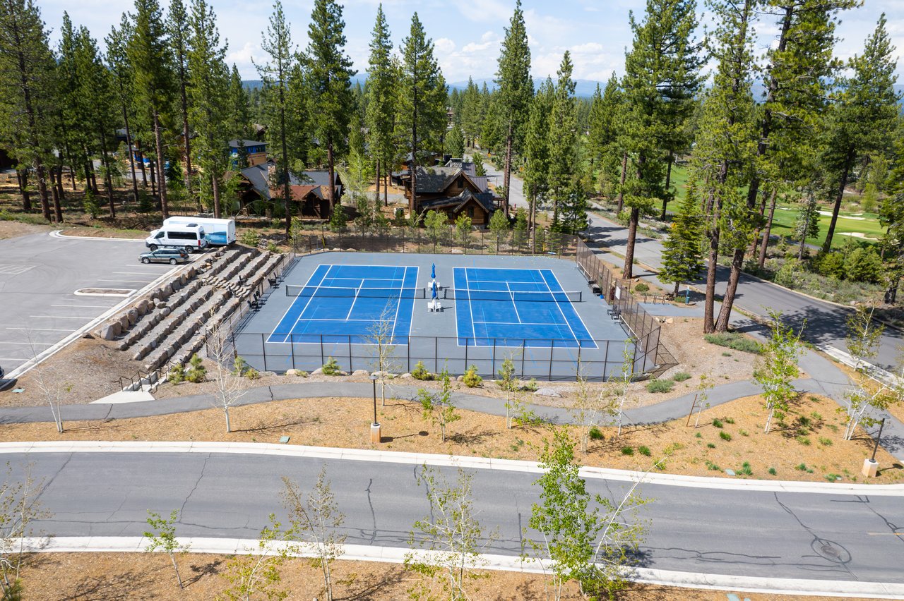 BASKETBALL & TENNIS COURTS