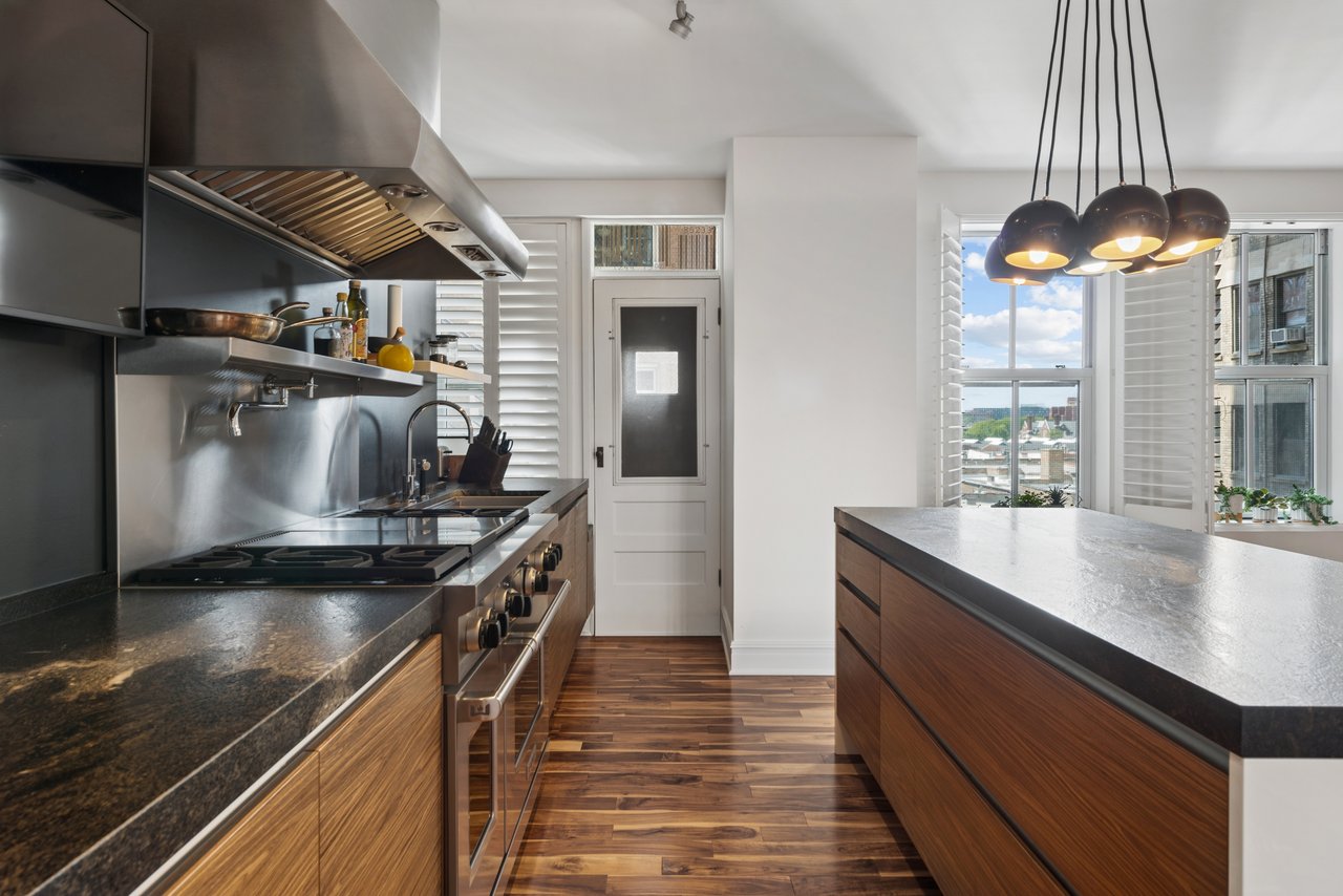 3500 North Lake Shore Drive 6D 