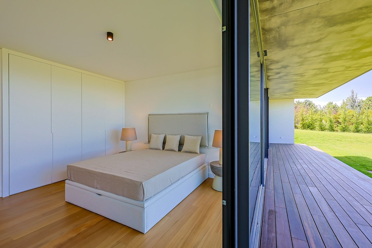 Japanese-Inspired Villa in Bom Sucesso Resort, Óbidos