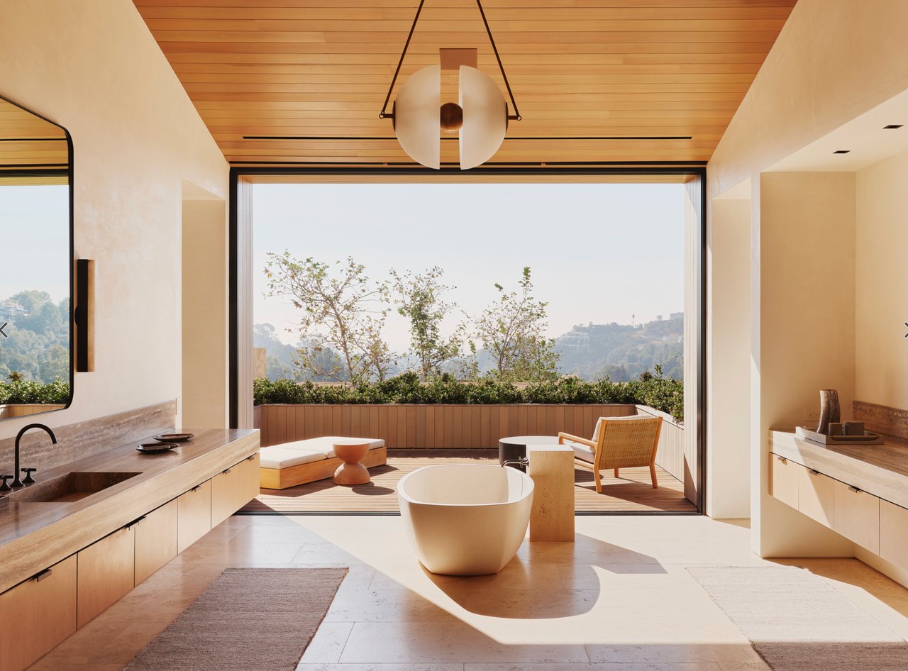 Brentwood Modern by Noah Walker AIA
