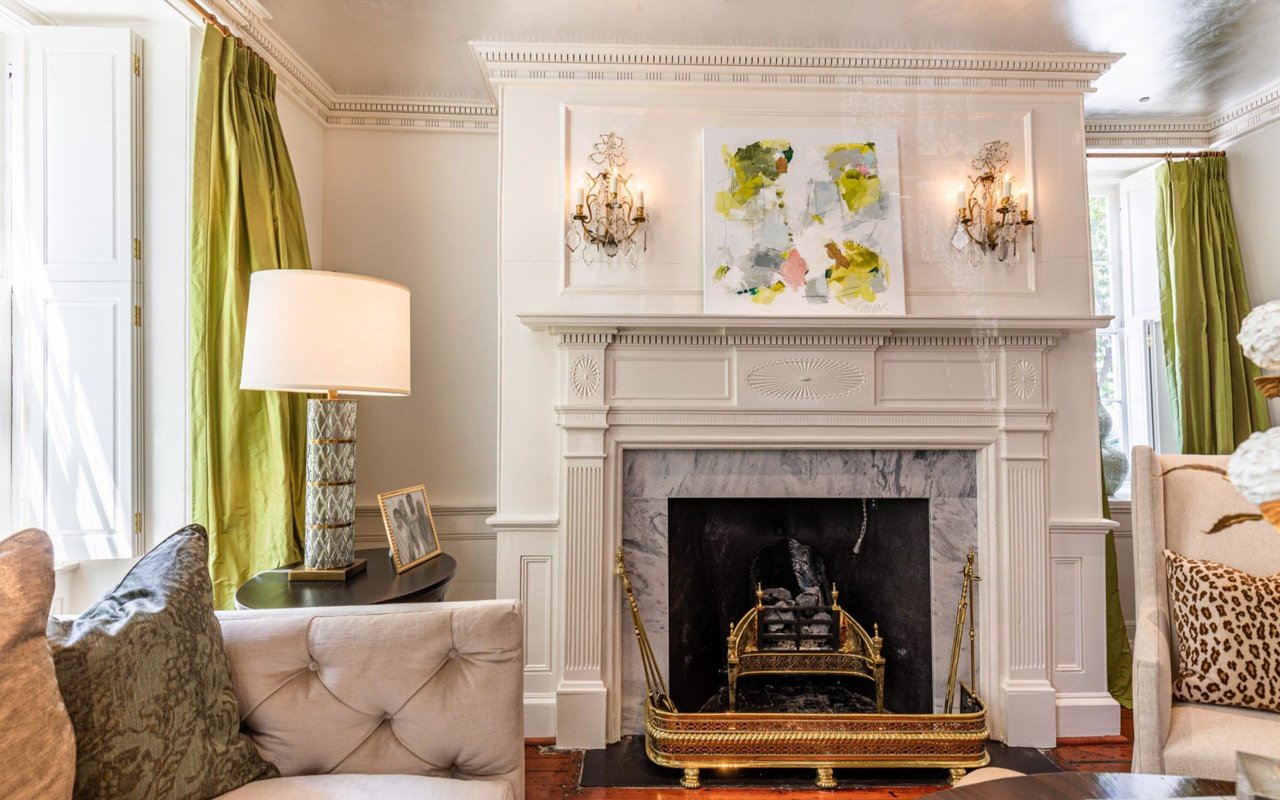 For Sale – Homes With Exquisite Fireplaces