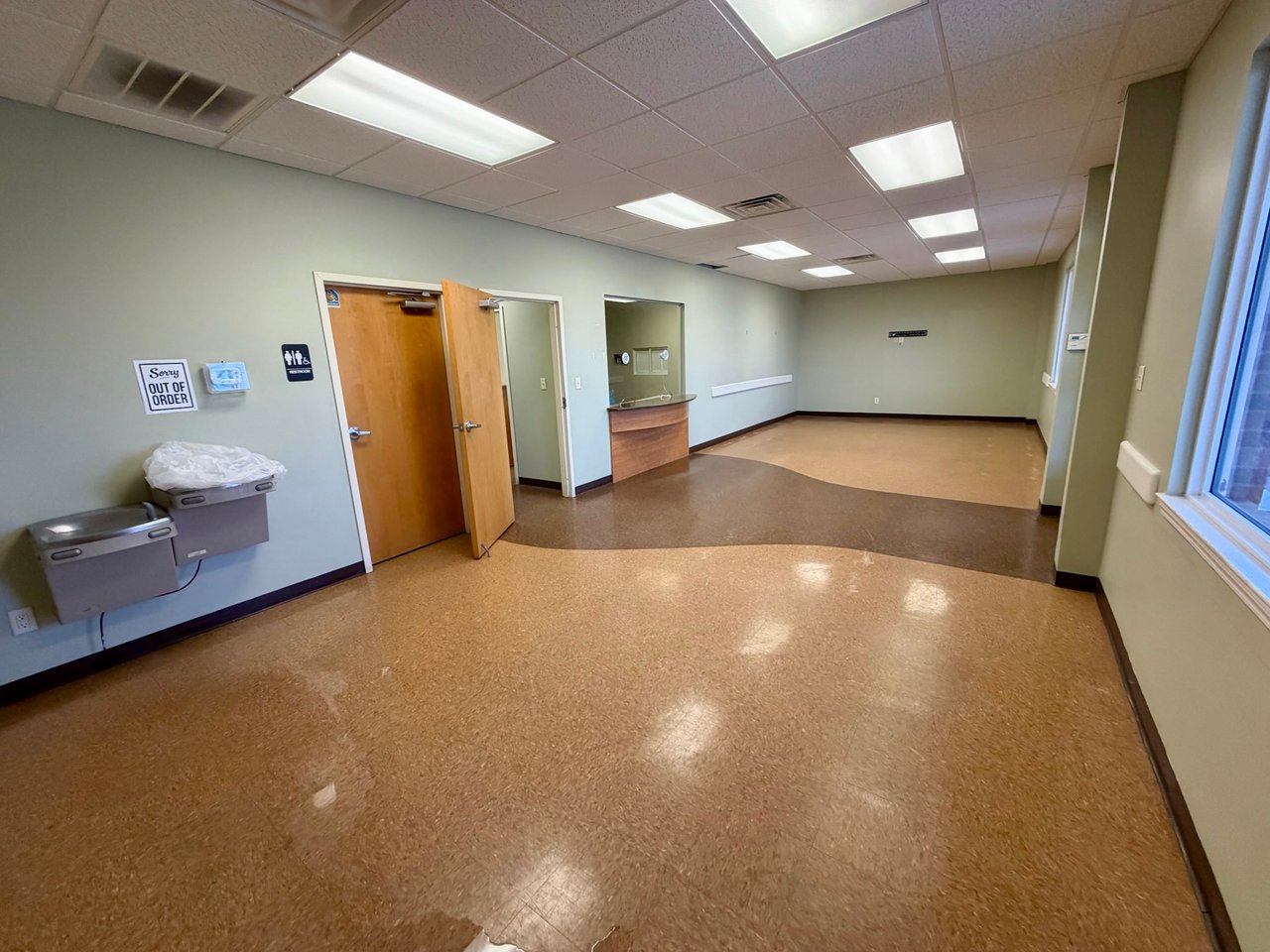 514 Mary Esther Cut Off NW