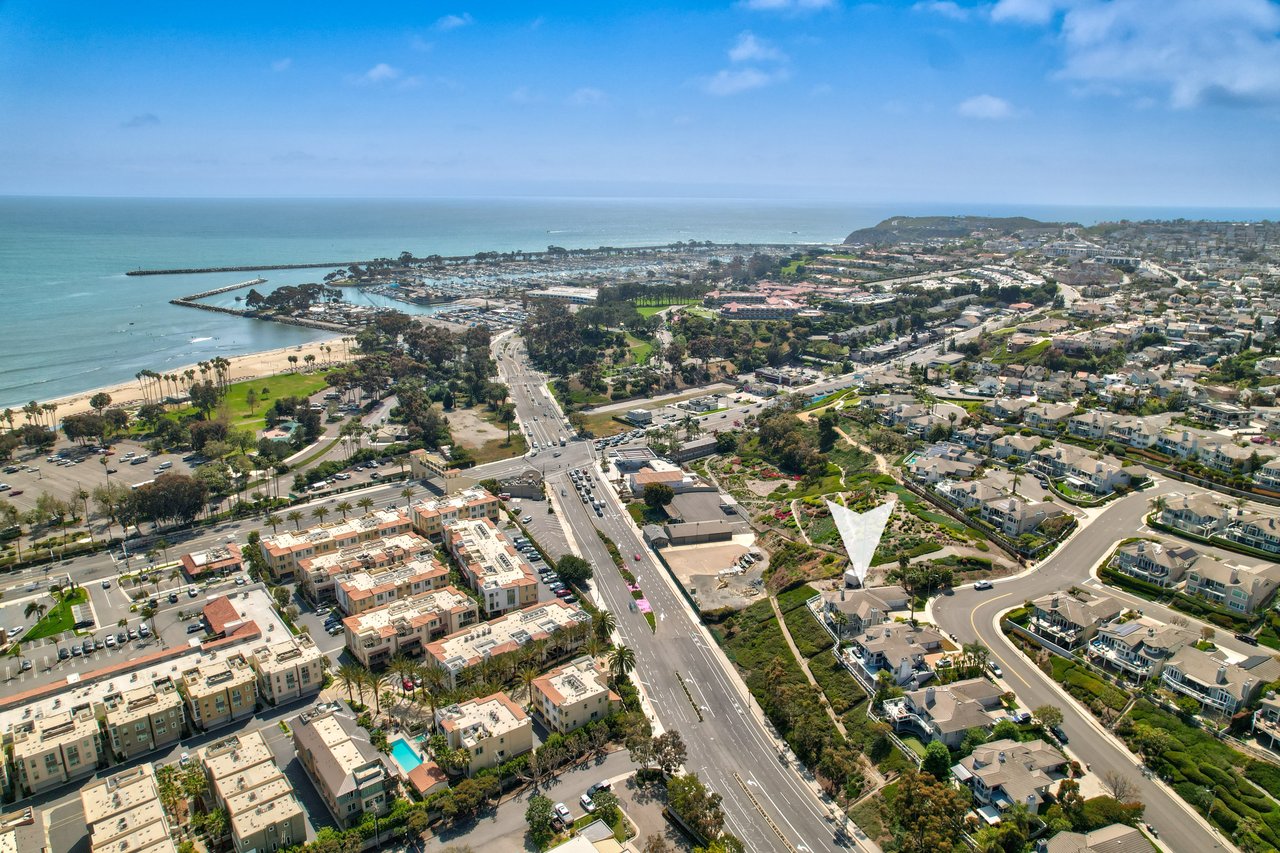 Luxury Rental Minutes from Doheny Beach