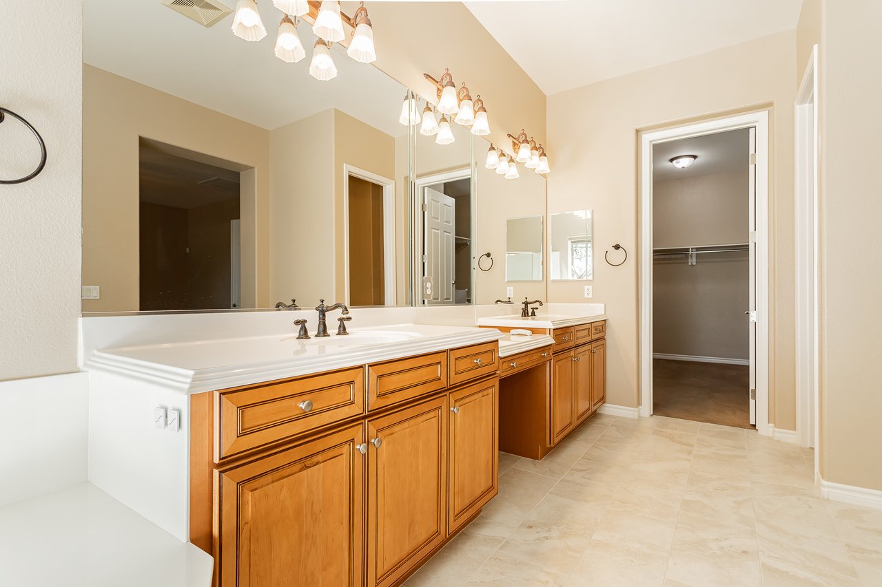 7808 Garden Stream Court