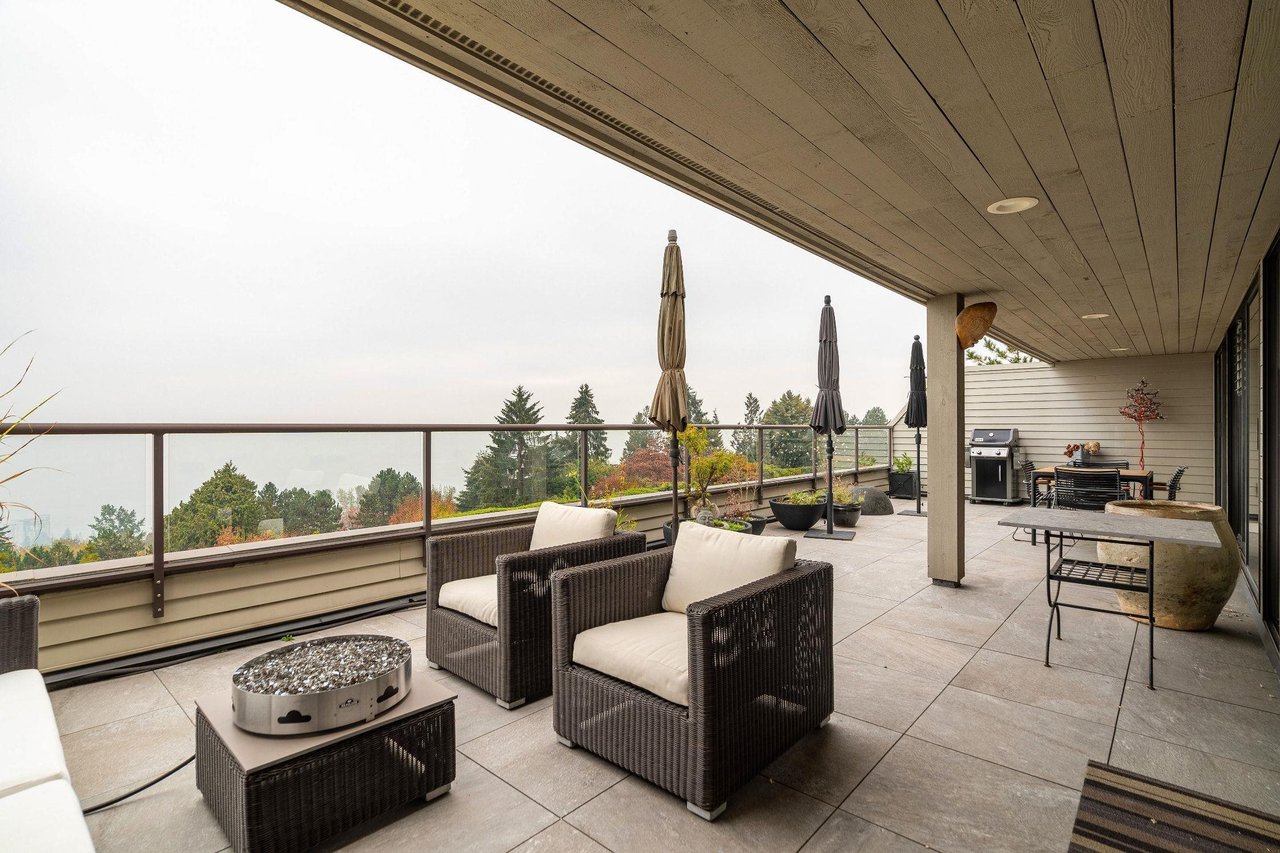 2242 Folkestone Way, #21