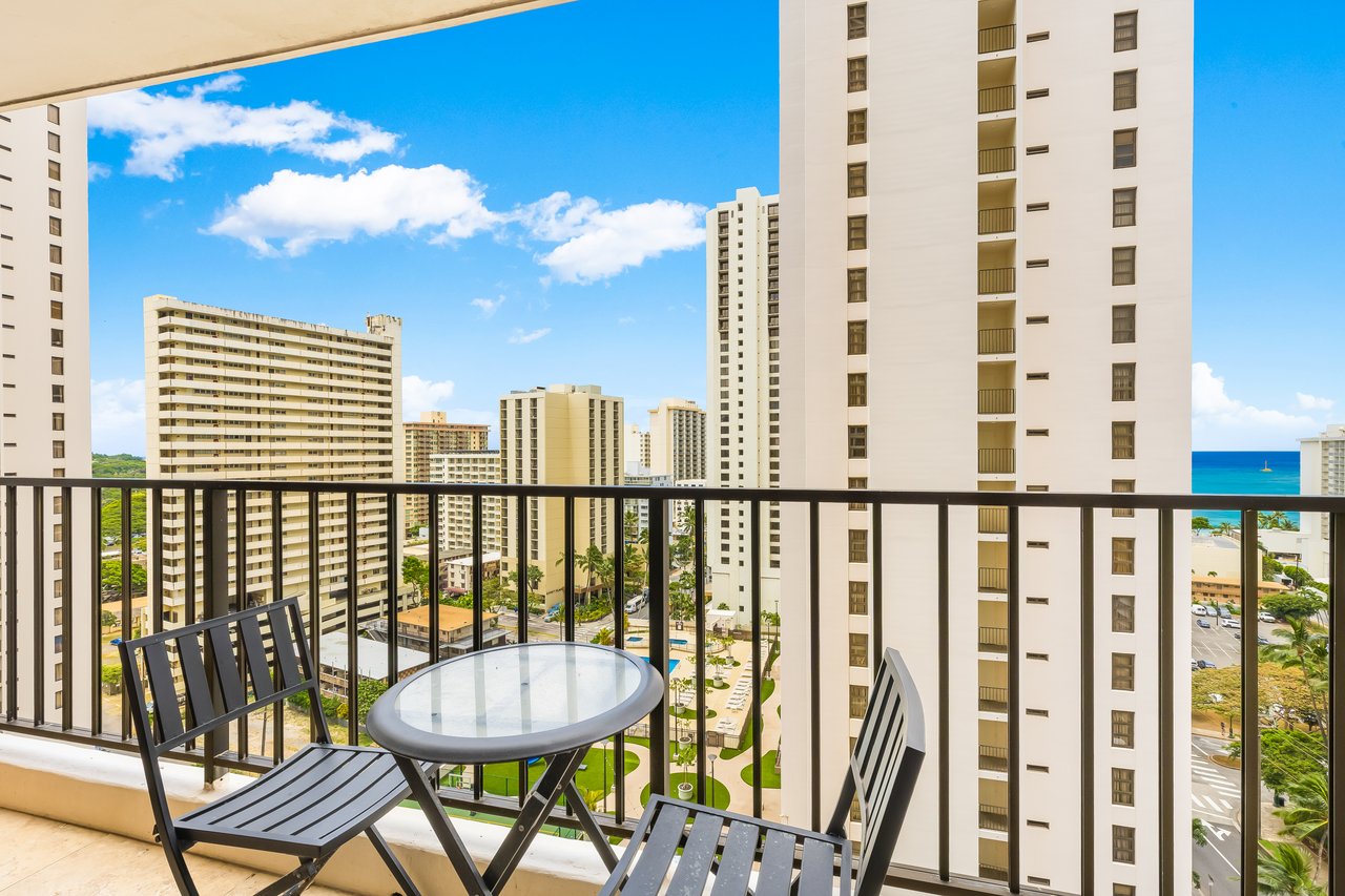 201 Ohua Ave #MAUKA1705