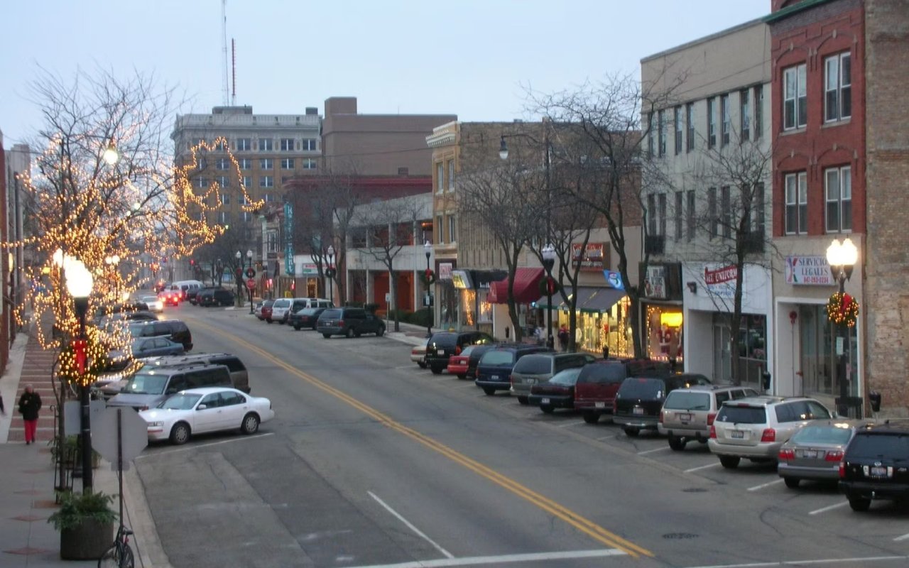 Moving to Waukegan, IL: What New Residents Should Know Before Making the Move
