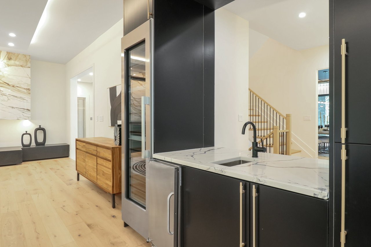 	  	1138 Basil Rd, Mclean, VA 22101