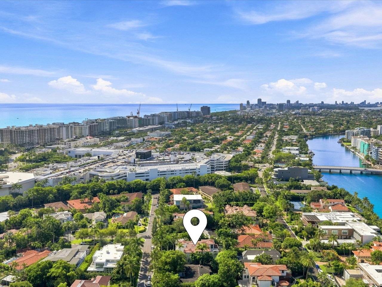 70 Camden Dr, Bal Harbour