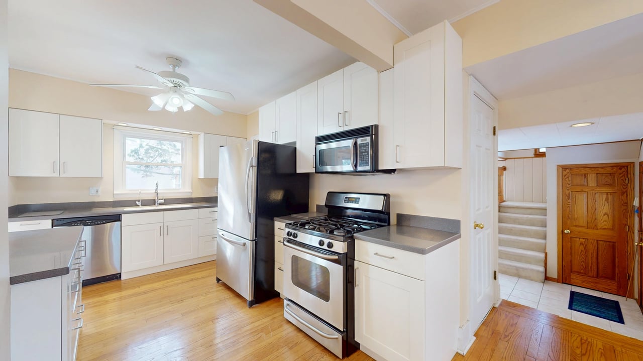 4512 Saratoga Avenue