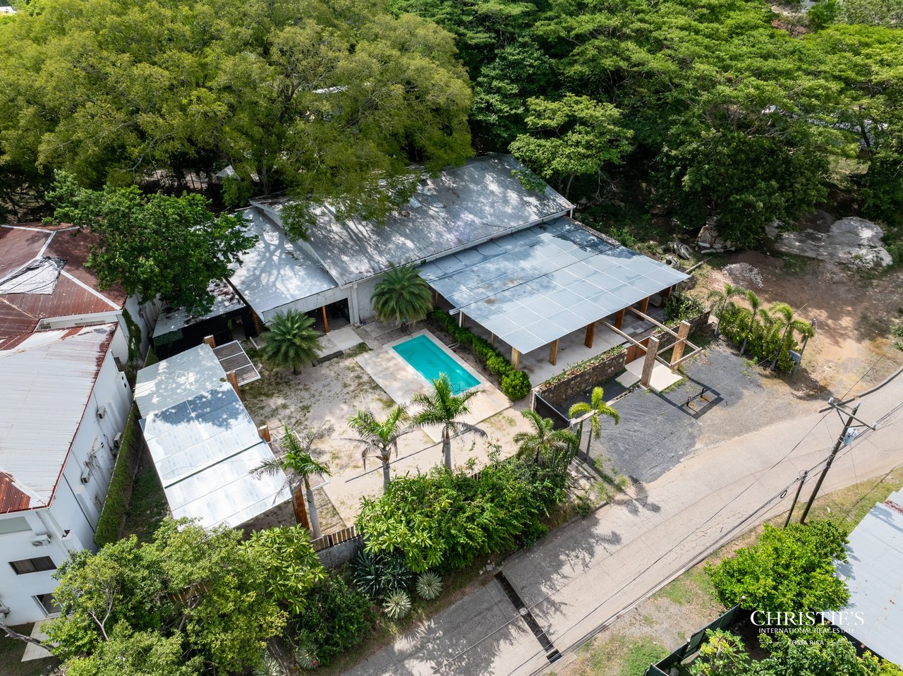 El Moro | Prime Commercial Investment Opportunity in Tamarindo