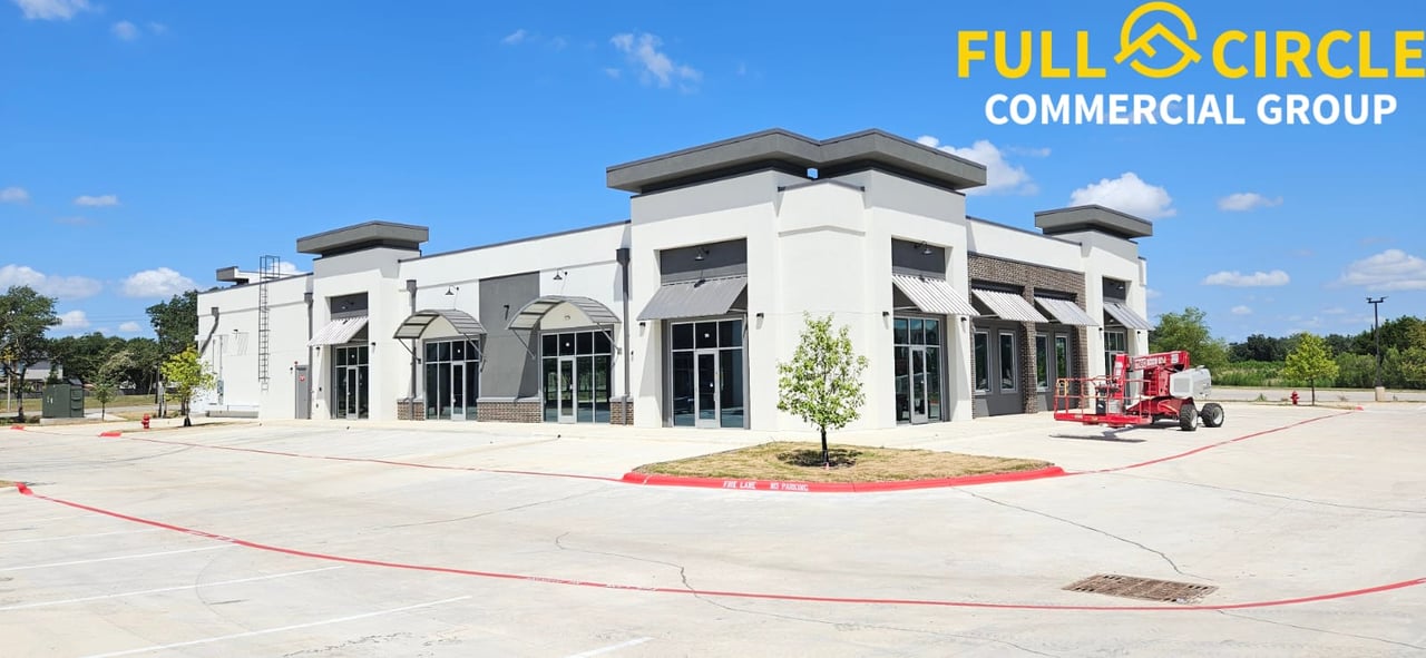 Premier Retail Space at Hallmark Office Park