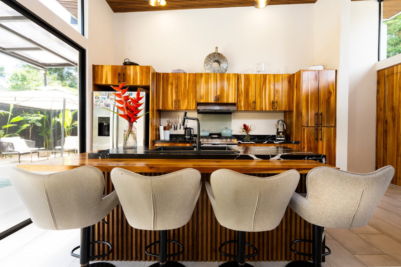 Walkable Uvita Income Home with Expansion Upside