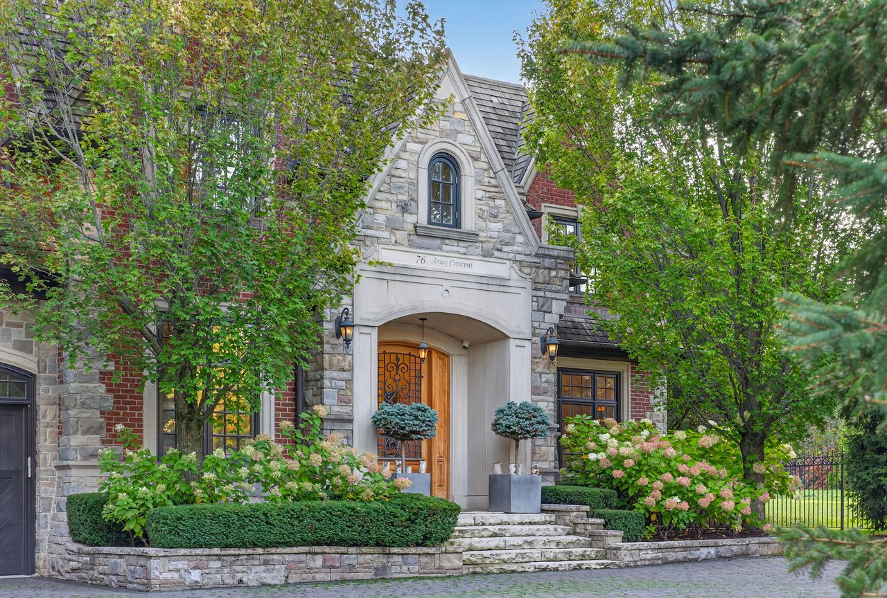 Chateau-Inspired