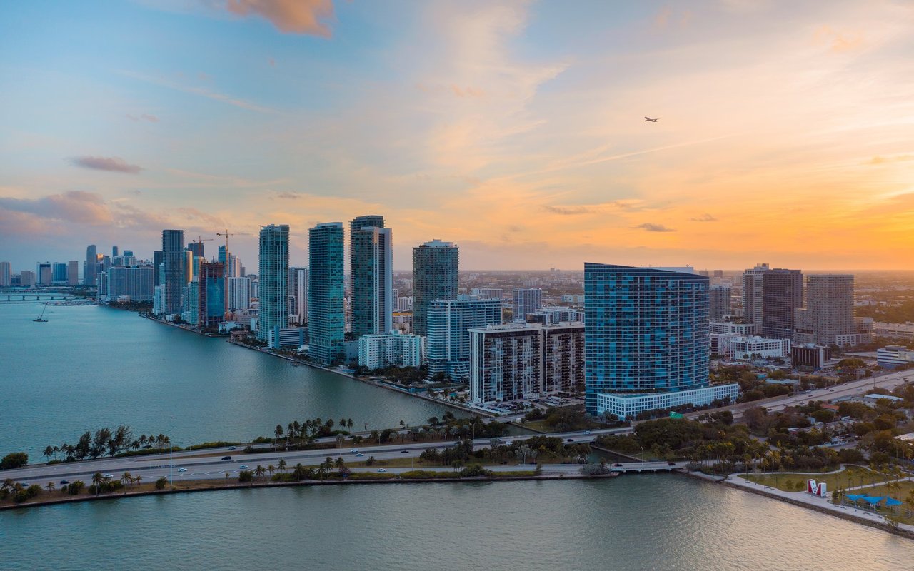 Edgewater Walk On Harbour Isle 1-4 Real Estate