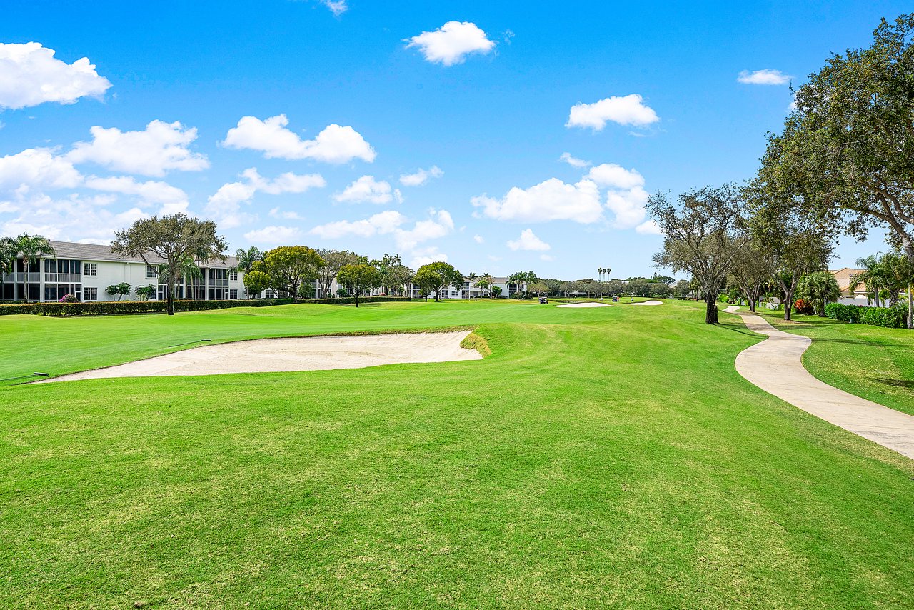 5068 Via De Amalfi Drive