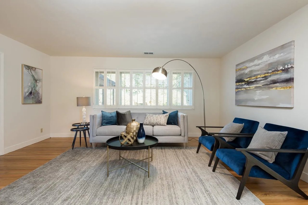 3872 Timberline Dr