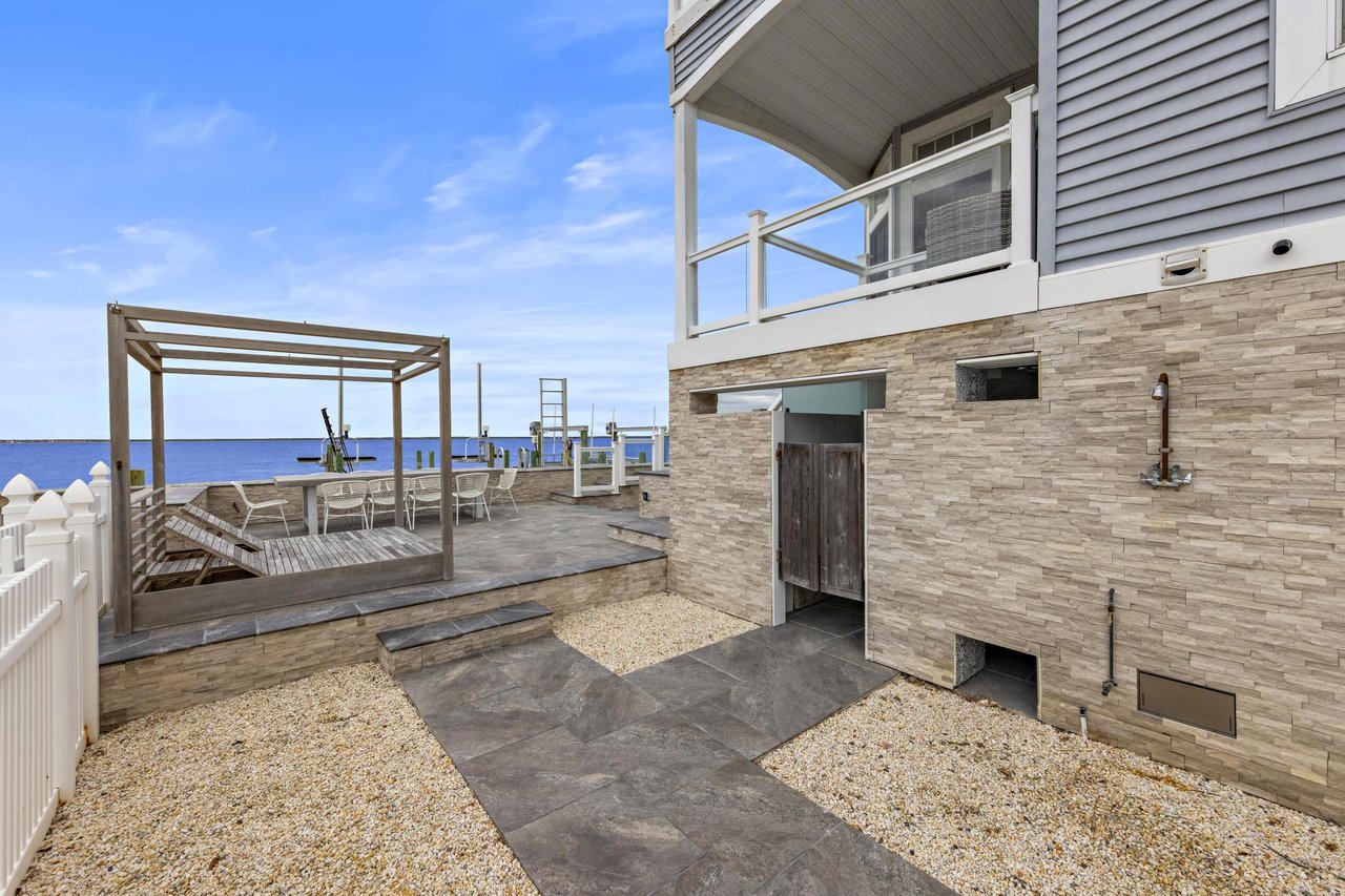 83 W California Avenue, Brant Beach