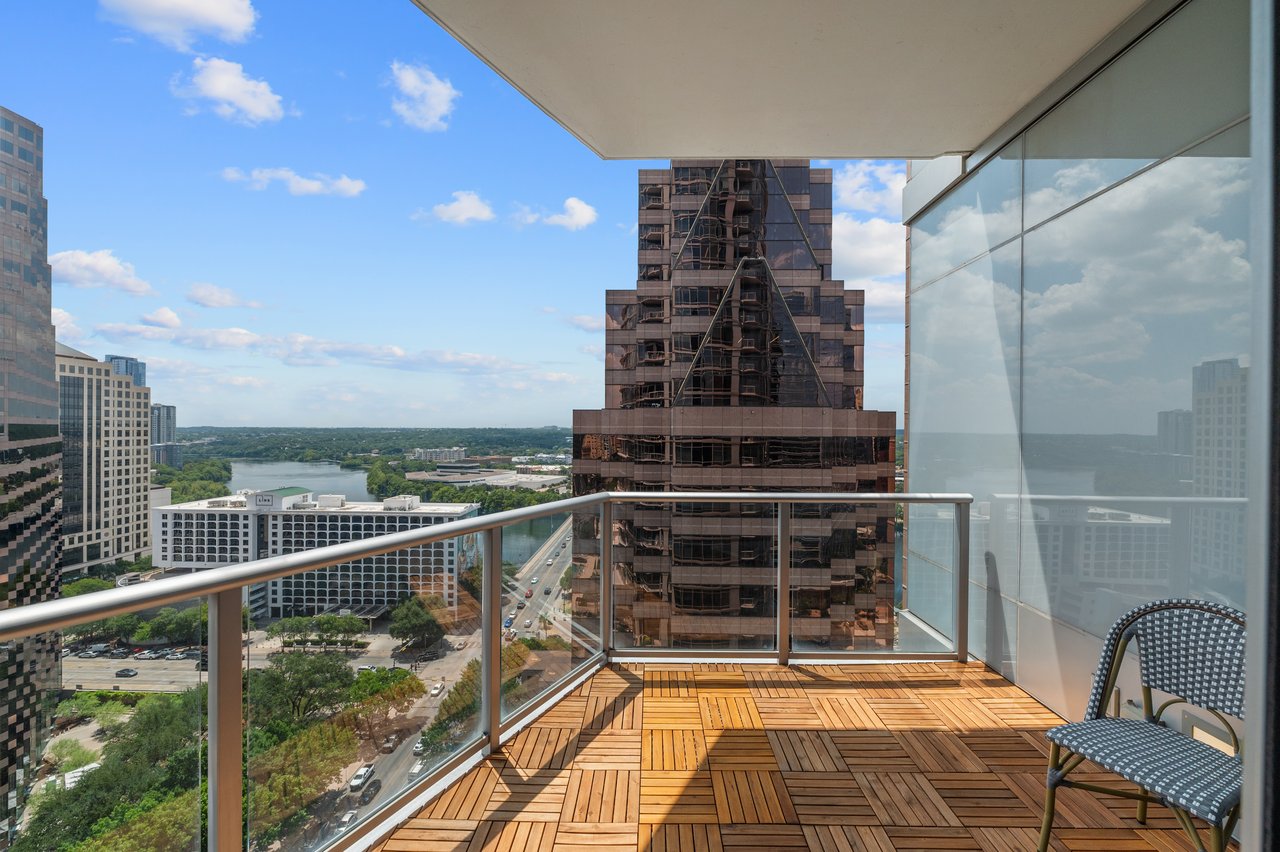 200 Congress Avenue #19F