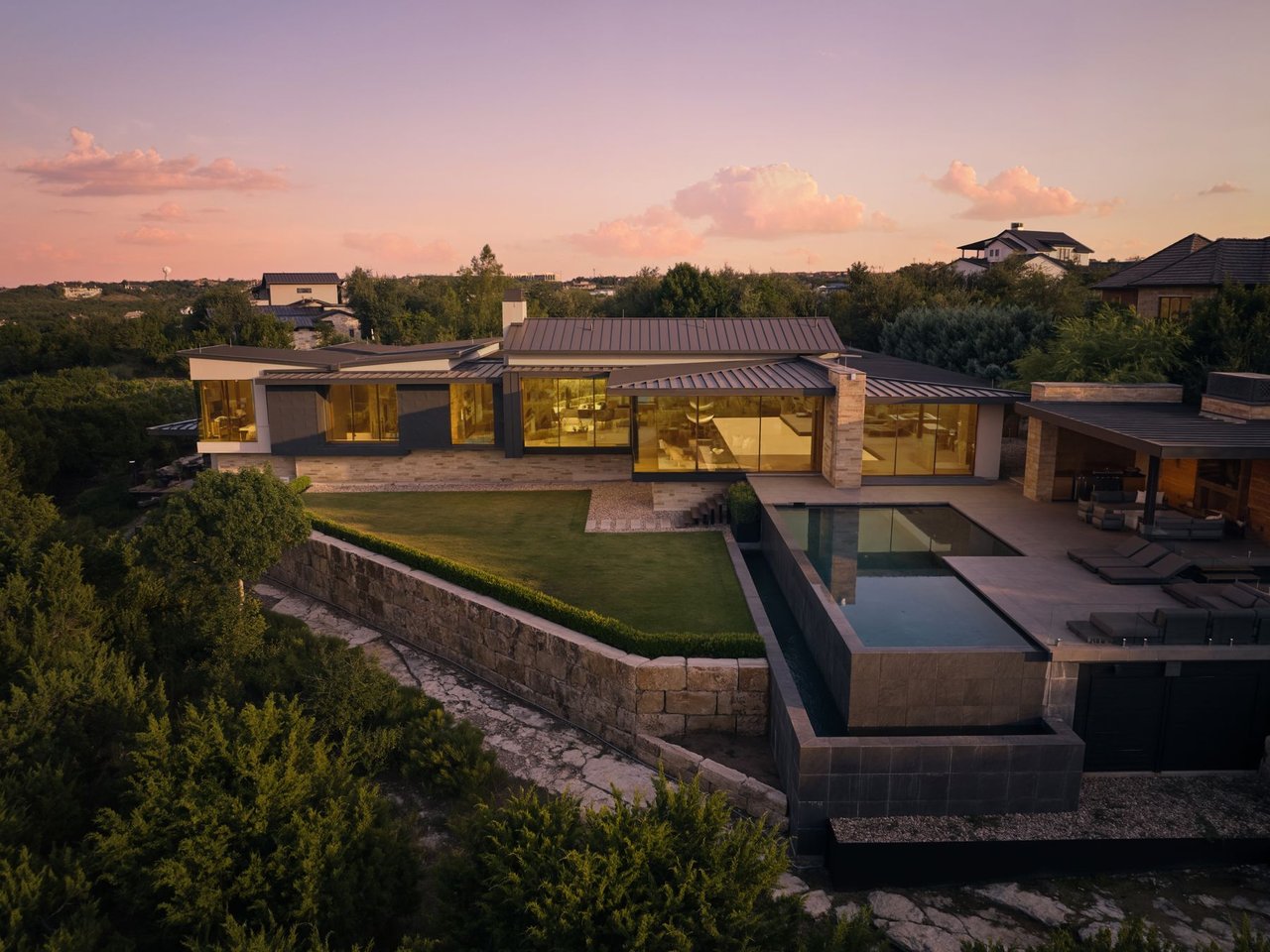 The Contemporary Amarra Estate | One of One 