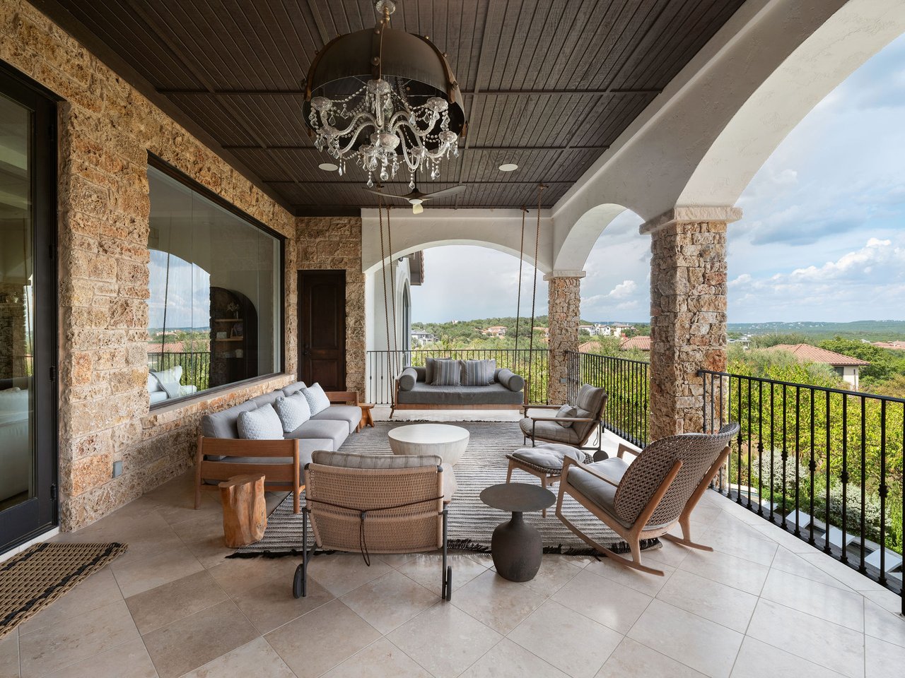 305 Marly Way 