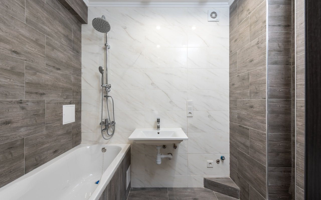 7 Little Ways You Can Upgrade Your Bathroom (without Draining Your Savings)