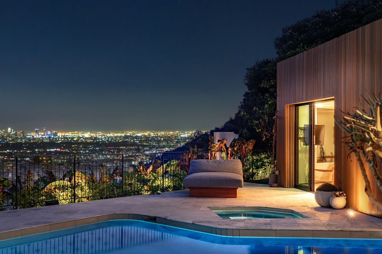 1883 Rising Glen Rd, Sunset Strip