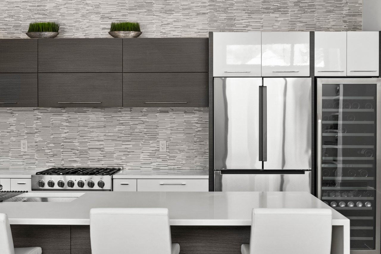 408 13 Street NW Unit: 3