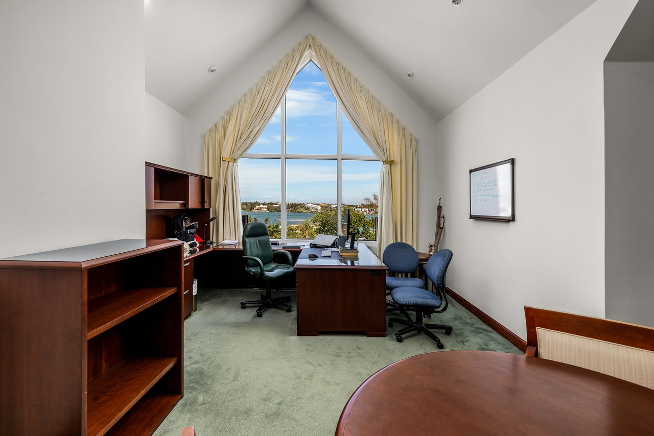 Montague Sterling Centre 5th Floor