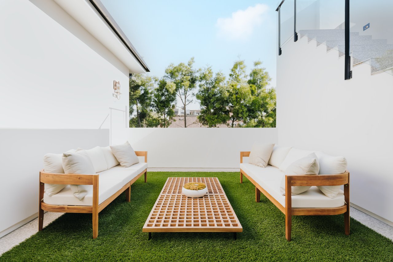 345 N Vista St, Beverly Grove
