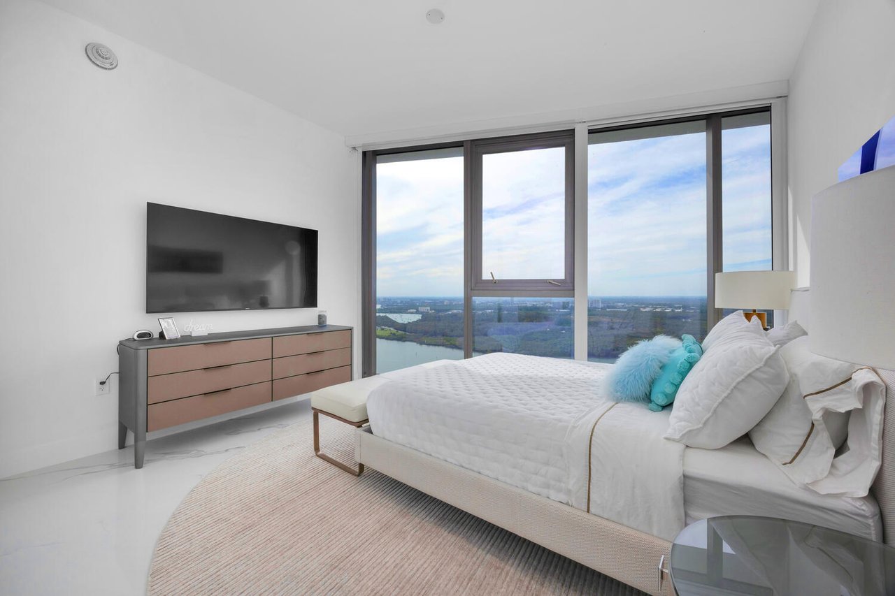 Luxury Home In The Sky | Ritz-Carlton Residences