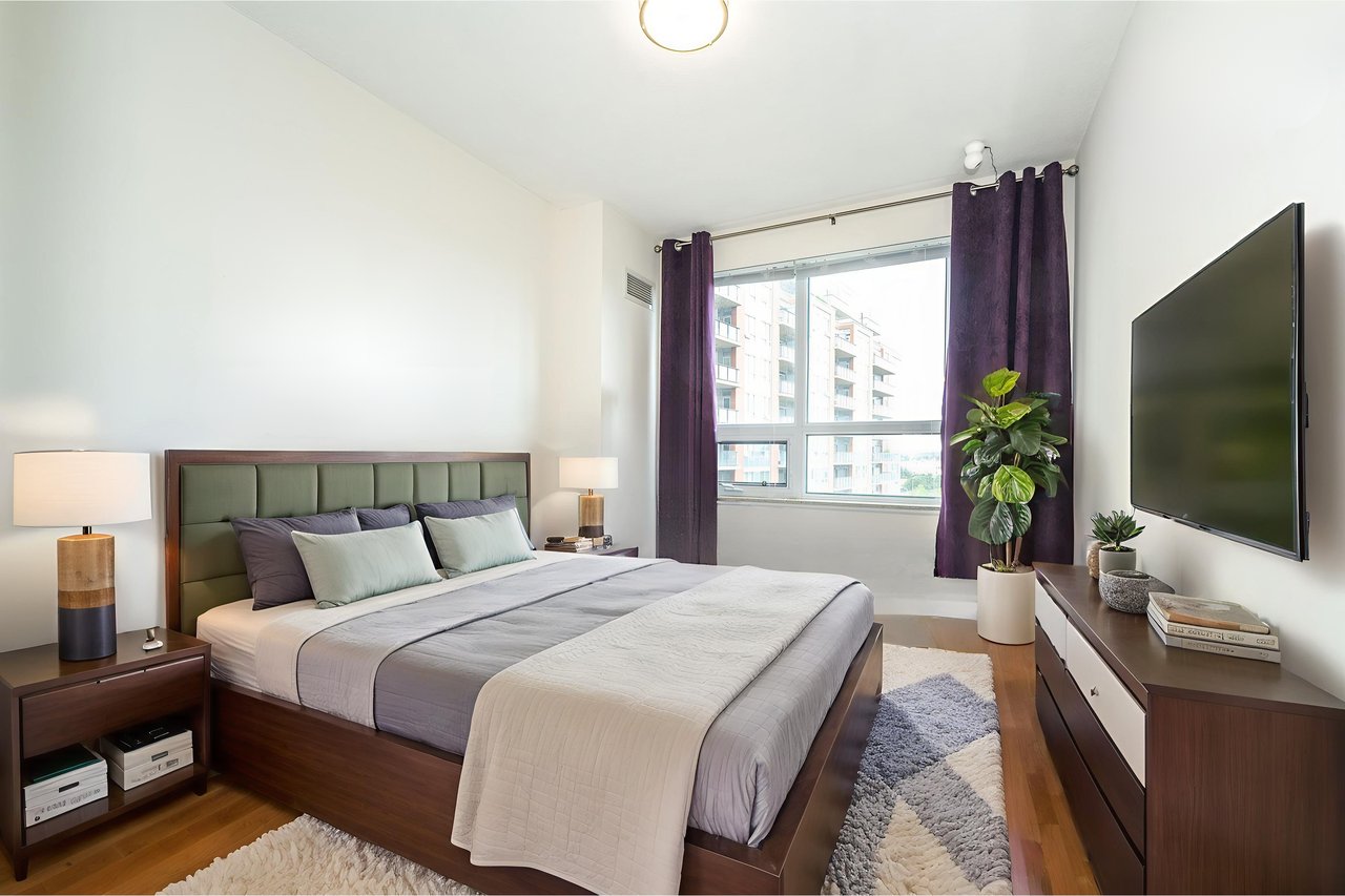 60 South Town Centre Boulevard, 917