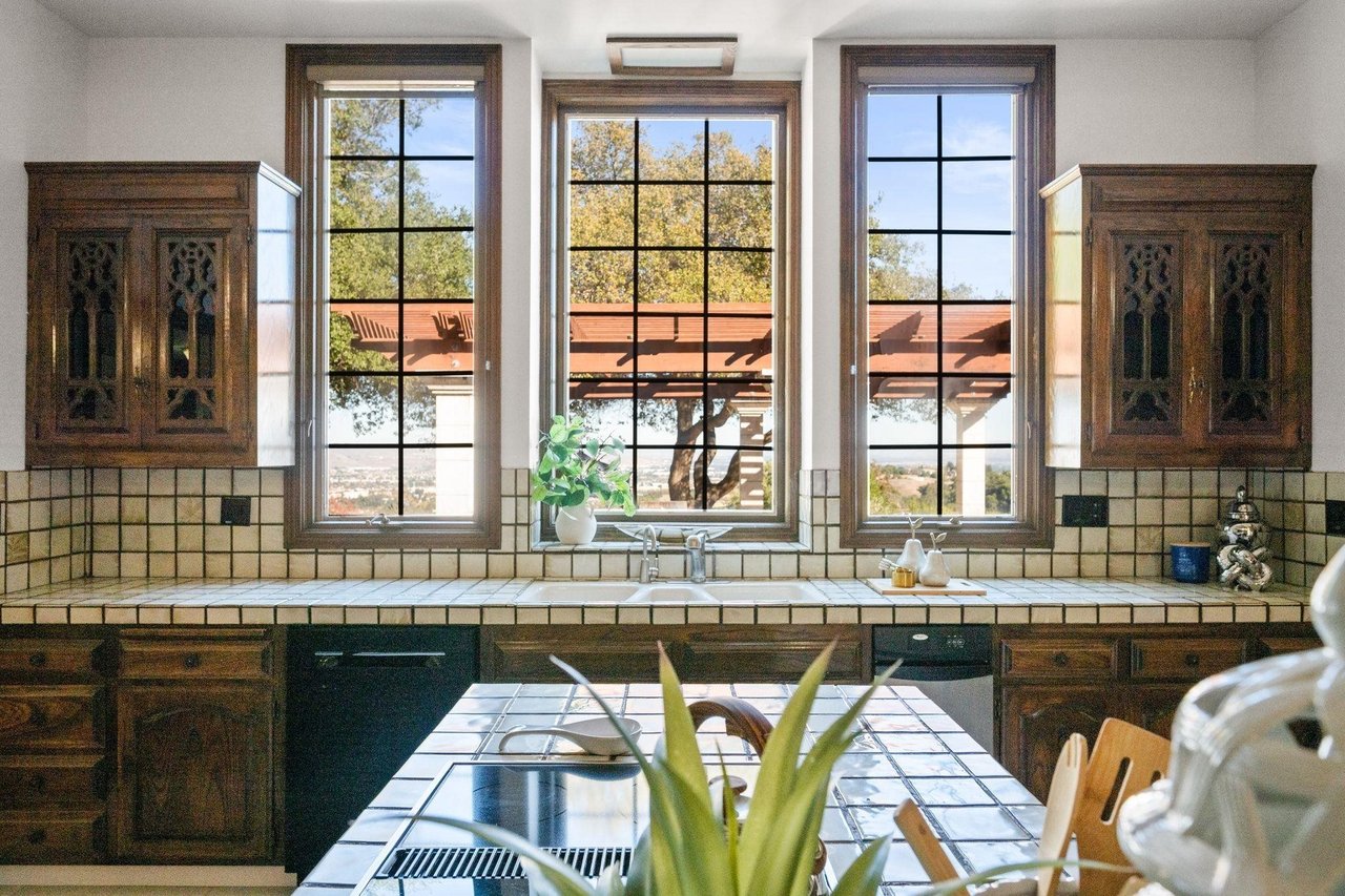 10633 Dublin Canyon Rd