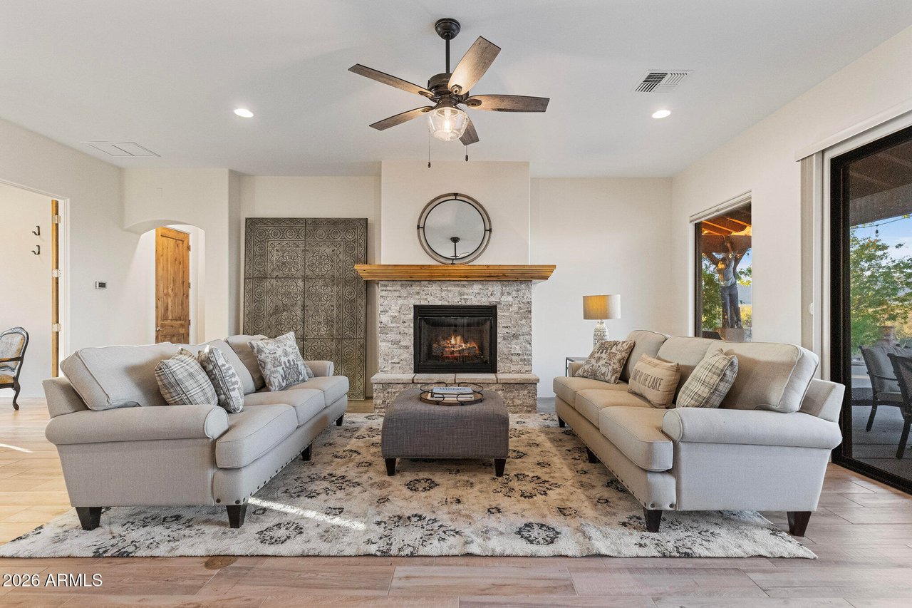 21620 W BUCKWHEAT LANE