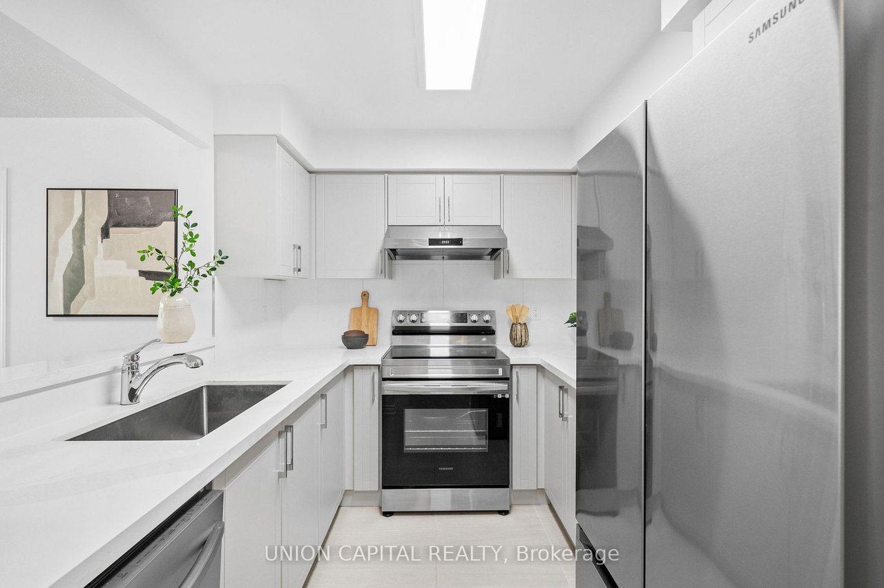 PENTHOUSE LIVING AT YONGE & FINCH