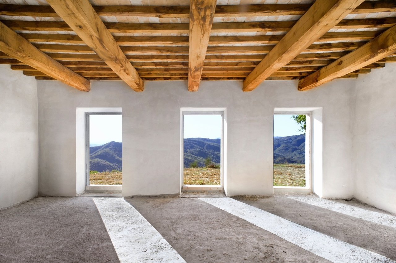 Incredible Home With Panoramic View Of The Nestore Valley