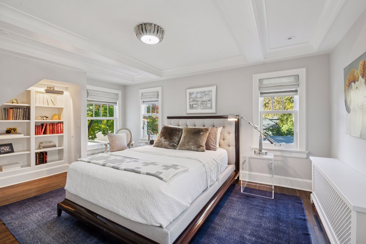 4720 Girard Ave S, Minneapolis