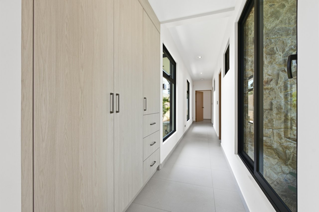 Villa Fresno | Newly Completed Contemporary Home with Private Pool Near Playa Avellanas