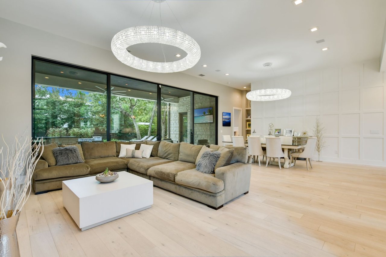 Reveille Transitional
