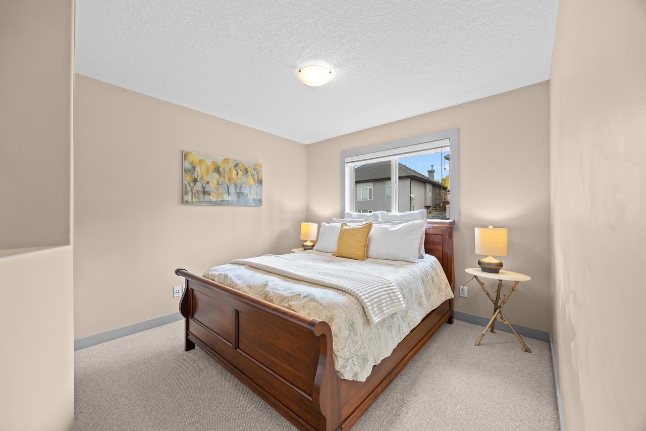 139 Tuscany Ridge Close NW