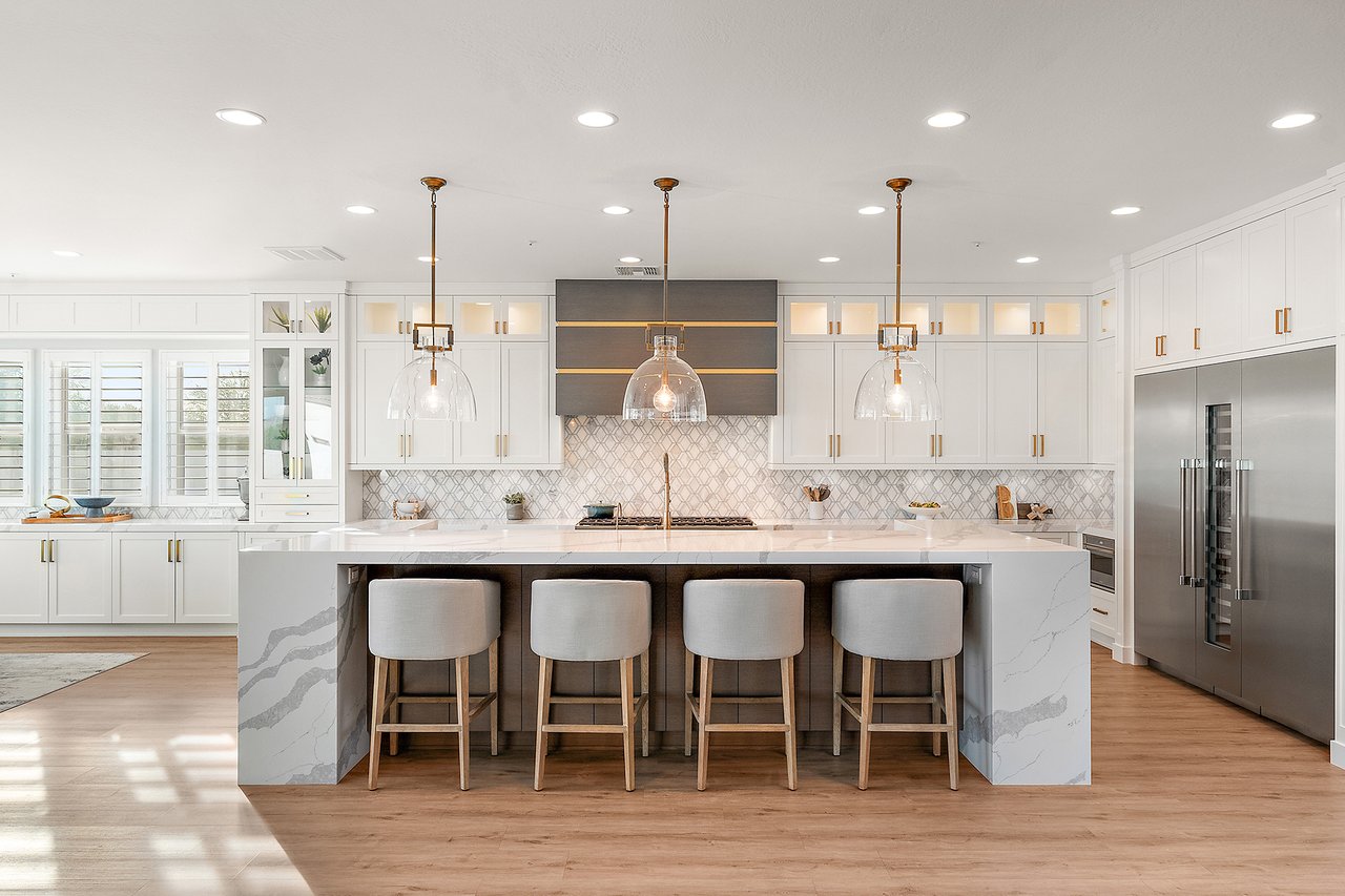 7749 W ARTEMISA Avenue