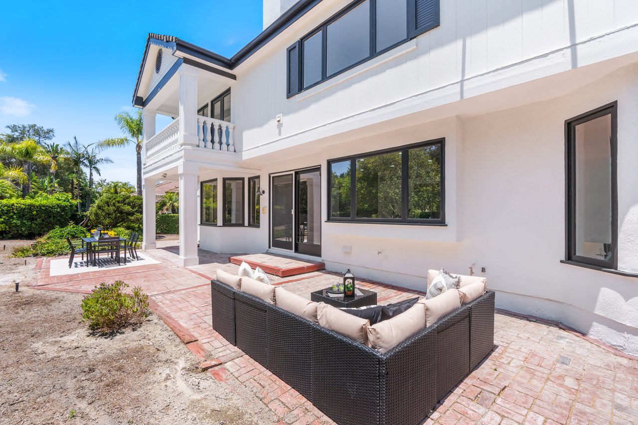 20 Meadow Wood Drive