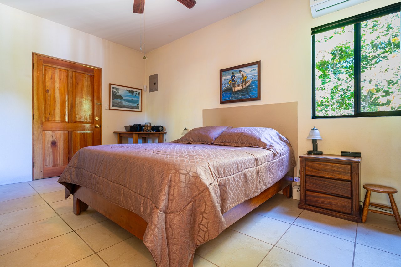 Casa Brisa de La Playa, 2 Bedroom Home Just Steps From the Beach!