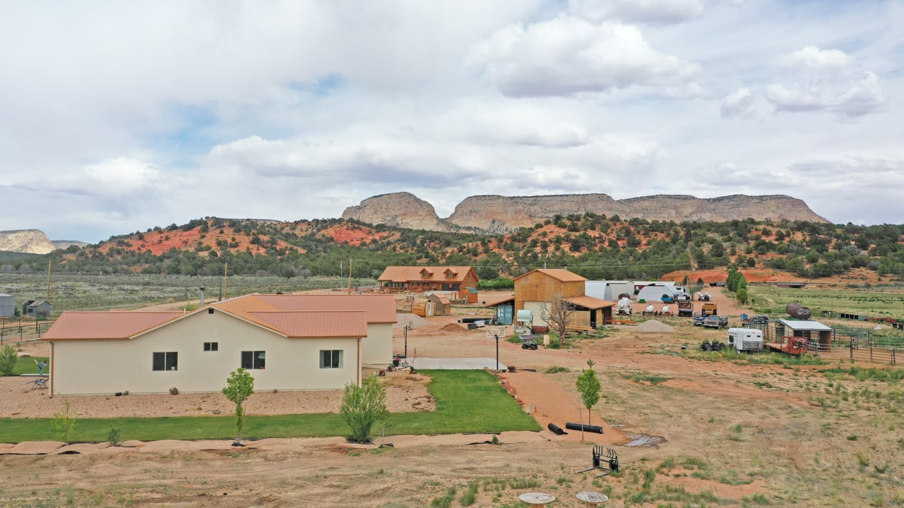 7395 N Johnson Canyon