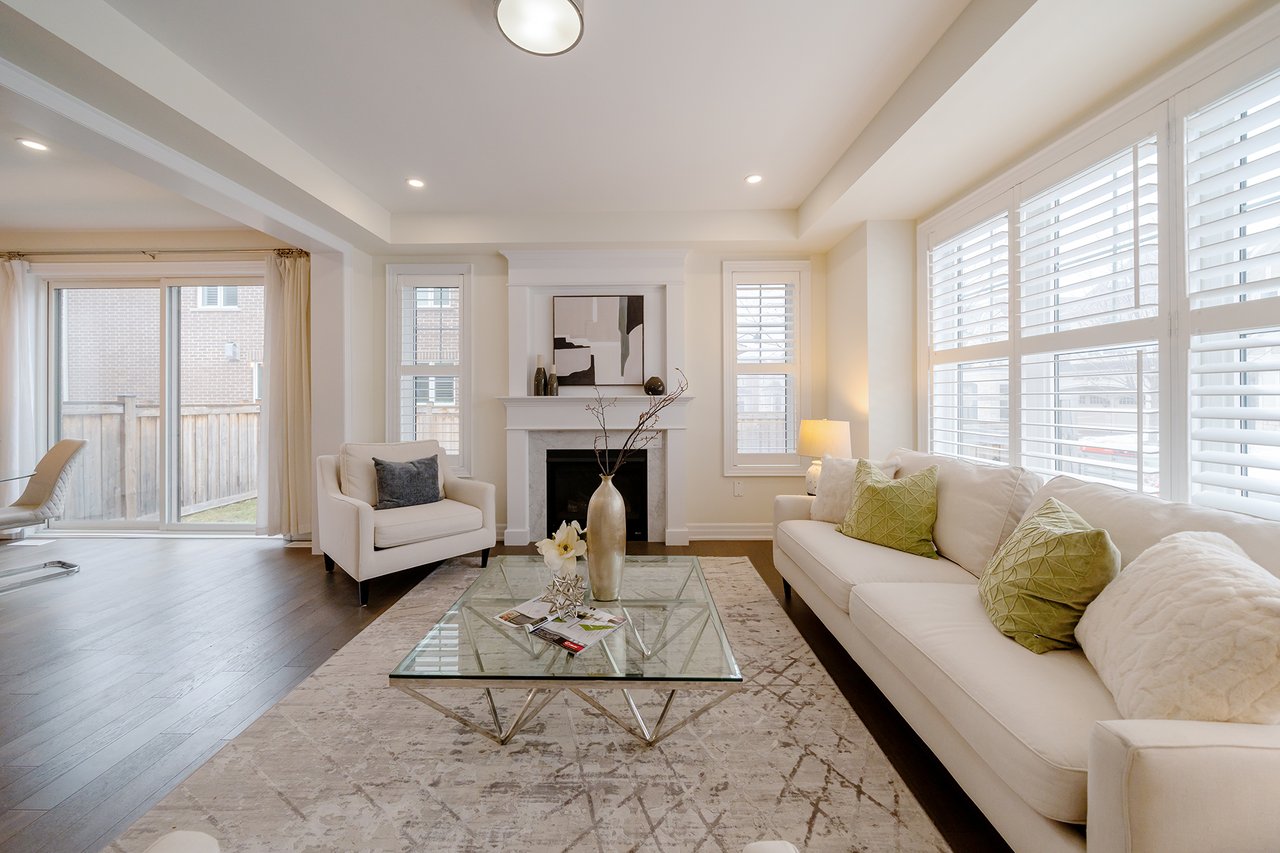 3209 Daisy Way, Oakville, ON L6M 1L4