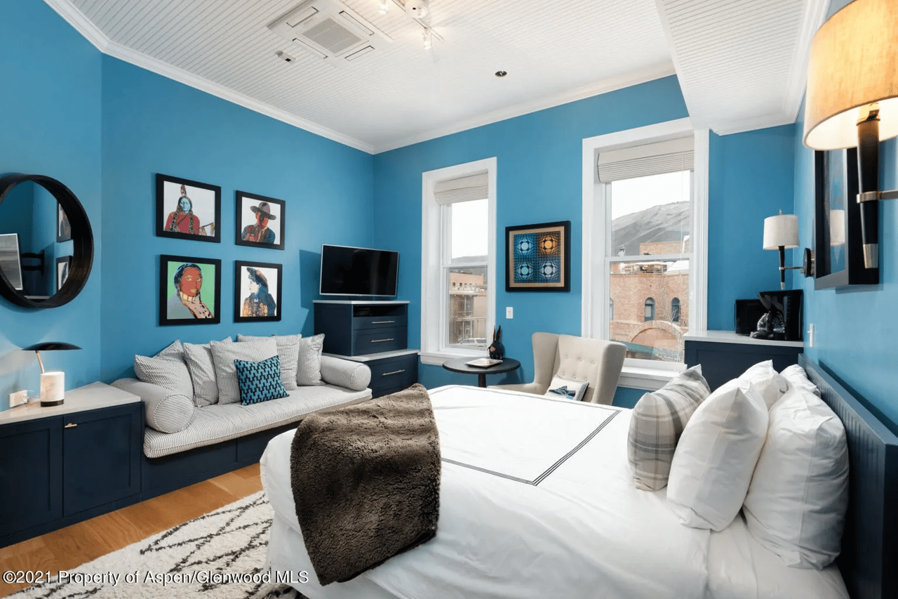 404 S Galena, #205